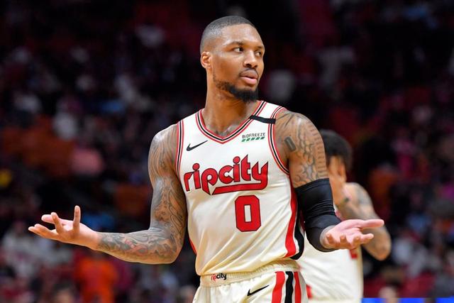 波士顿马拉松：肯尼亚选手包揽男女组冠军 双双实现卫冕